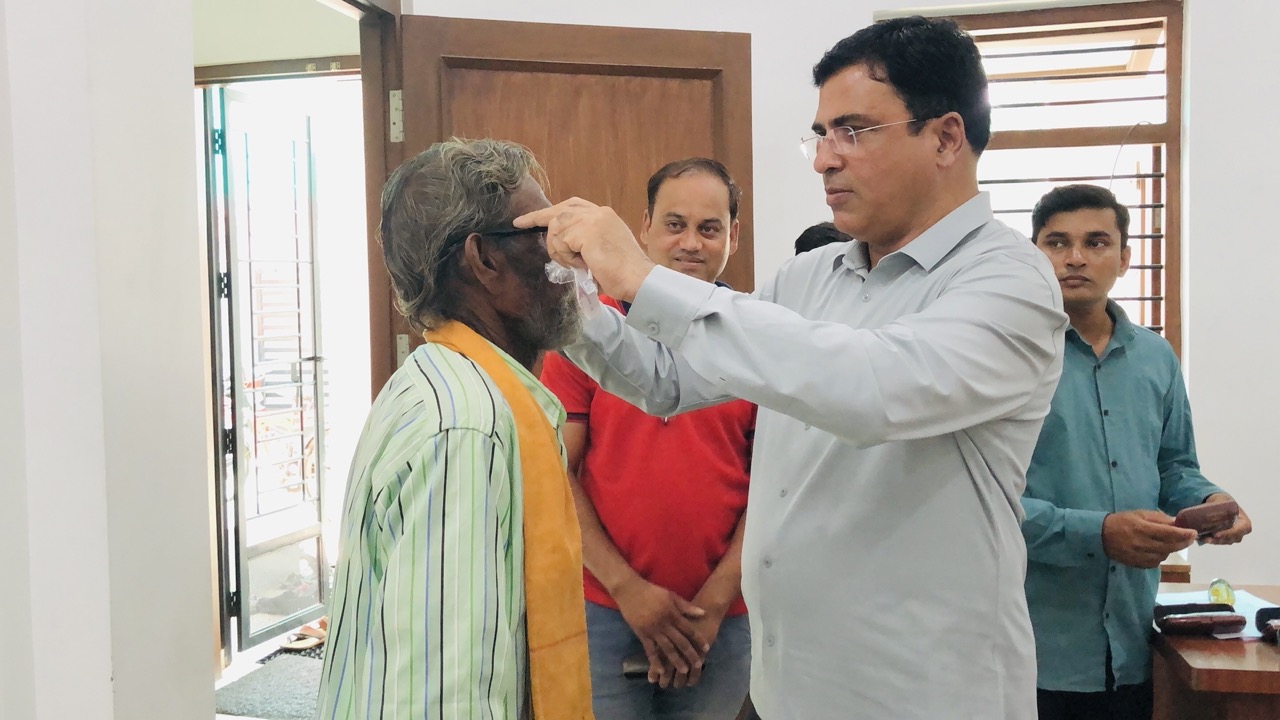 The Art of Drawing Readers In: Your attractive post title goes here